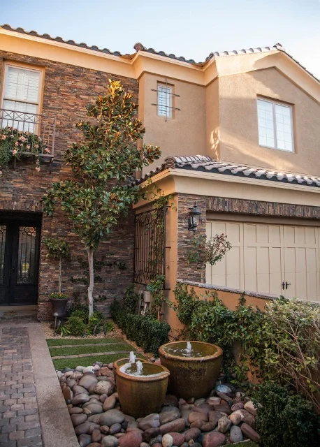 CJ.Pavia/Damon Lang Design / GAP Photos